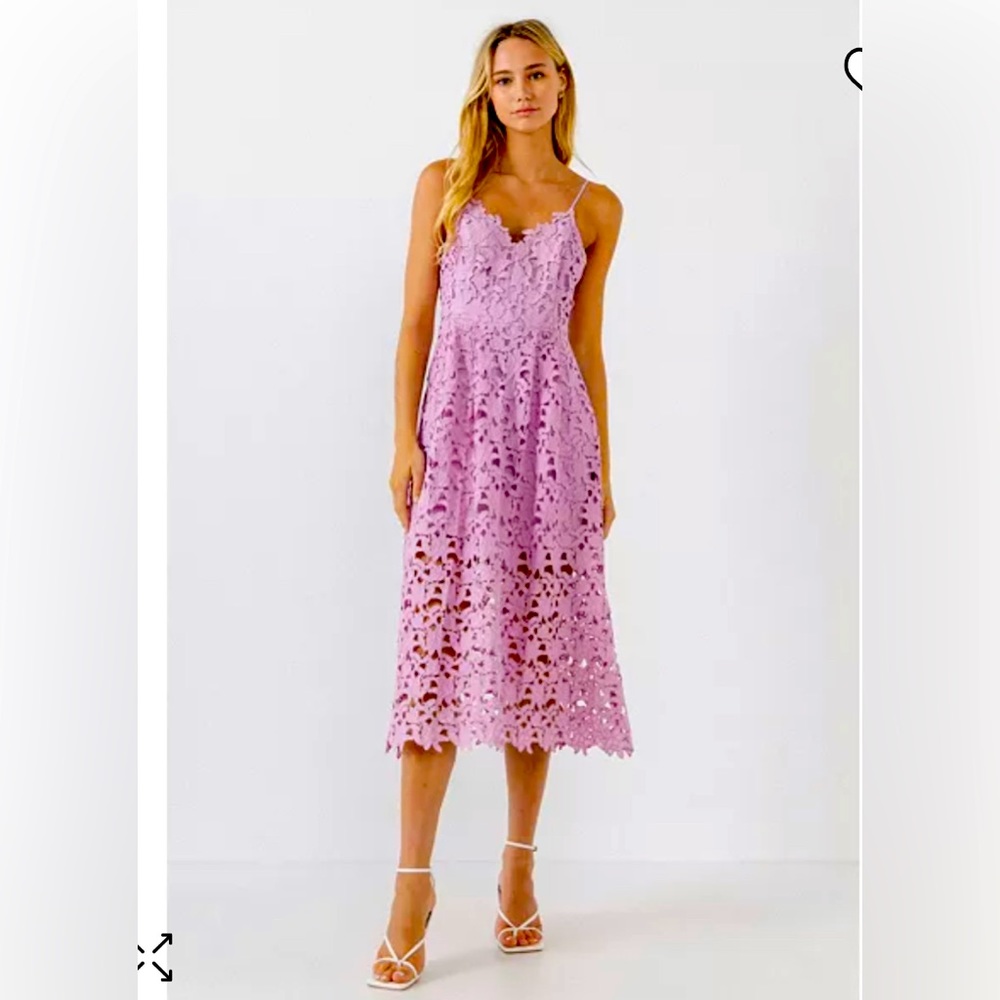 ASTR Lilac lace midi dress…so pretty on! Adjustable straps